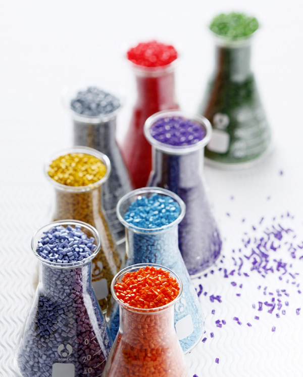 江蘇普萊克紅梅色母料股份有限公司,色母料，白母料，紅梅功能母料，抗靜電母料，開(kāi)口母料，功能母料，色母粒，功能母粒，夜光母粒，塑料母粒，黑色母粒，白色母粒，塑料配色，紅梅，塑料母粒，普萊克紅梅色母料，無(wú)紡布母料，無(wú)紡布色母粒